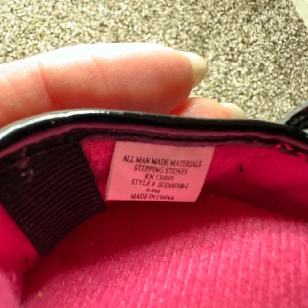 Pink sparkly Mary Jane’s with floral detail size 3 6-9 months